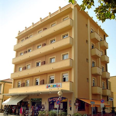Residence Carioca Rimini Exterior photo